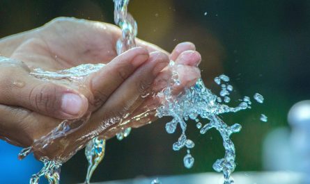 lavage des mains à l'eau ozonée